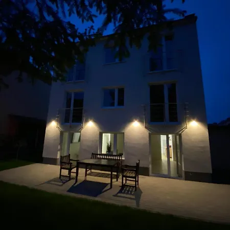 Caly Dom W Mielnie! 別荘